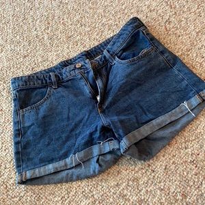 High waisted blue jean shorts